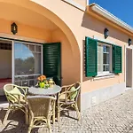 Apartamentos Monte Dos Avos, Albufeira By Algarveblossom